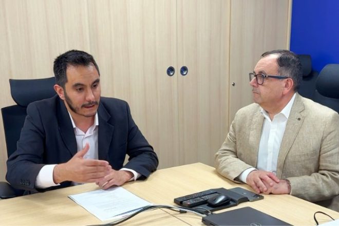 El director de la DOS, Nicolás Hurtado, se reunió con su par del Registro Civil, Omar Morales.